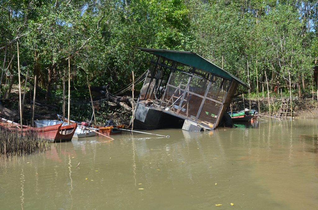 ตรังผลาญงบประมาณแผ่นดิน 25 ล้านบาท ช่วยภัยแล้ง 2 ตำบล คลองลุ ย่านซื่อ อ.กันตัง จ.ตรัง